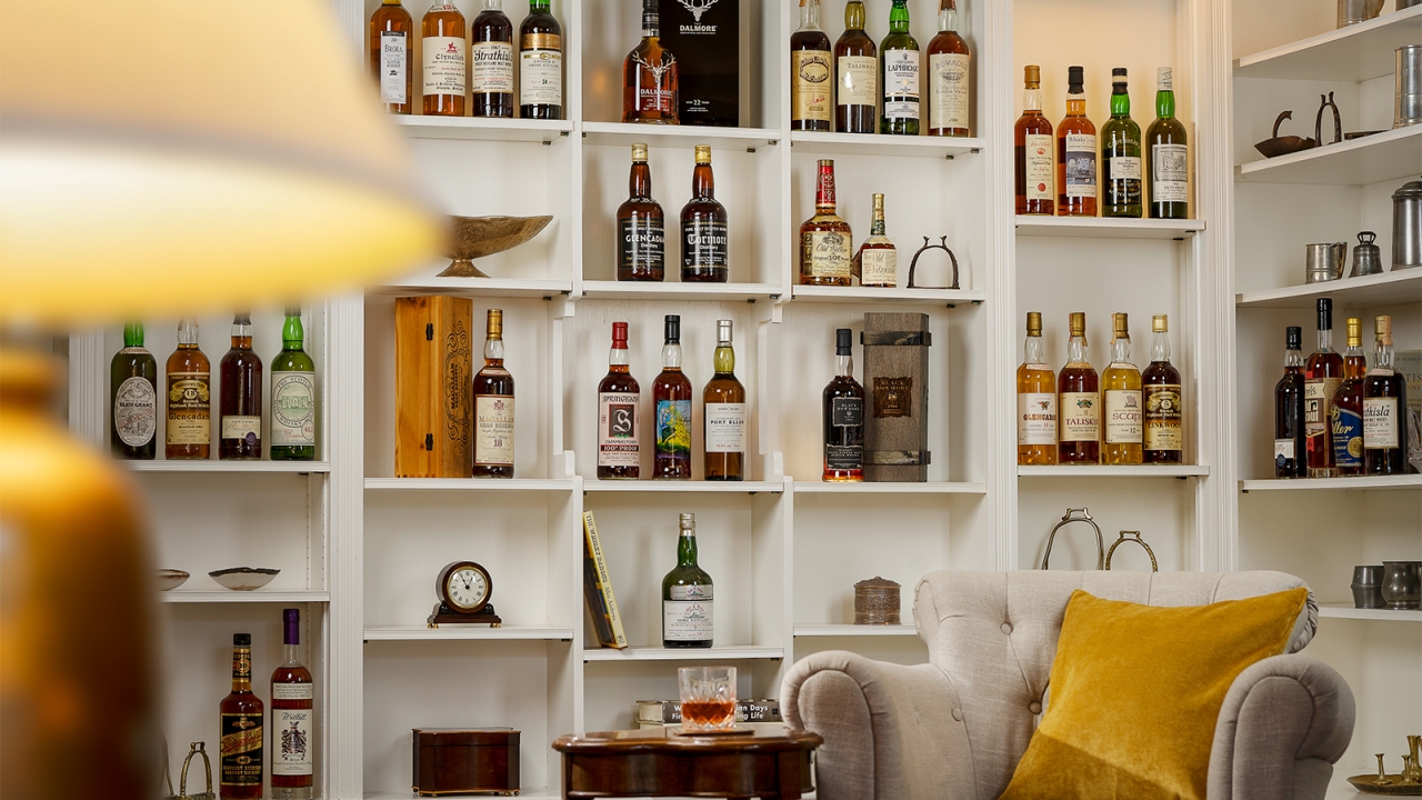 Sell whisky collection with Whisky Auctioneer