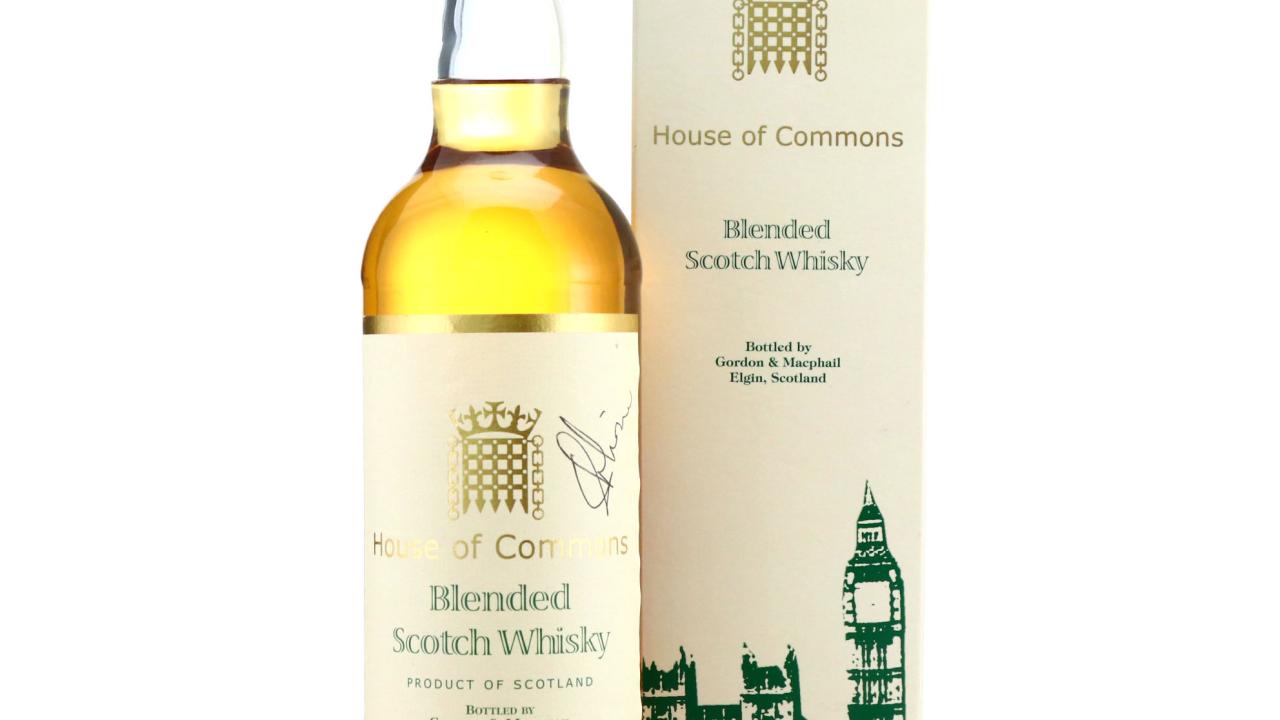 House of Commons Gordon and Macpahil / Signed Whisky | Whisky Auctioneer