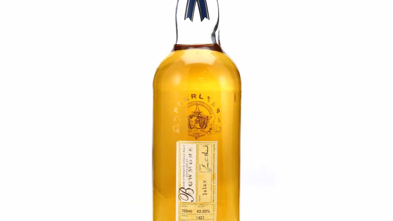 ウイスキー BOWMORE 34y 1968 40.8% DOUGLAS LAINS Bowmore 1968 Peerless 34 Year Old Whisky | Whisky Auctioneer