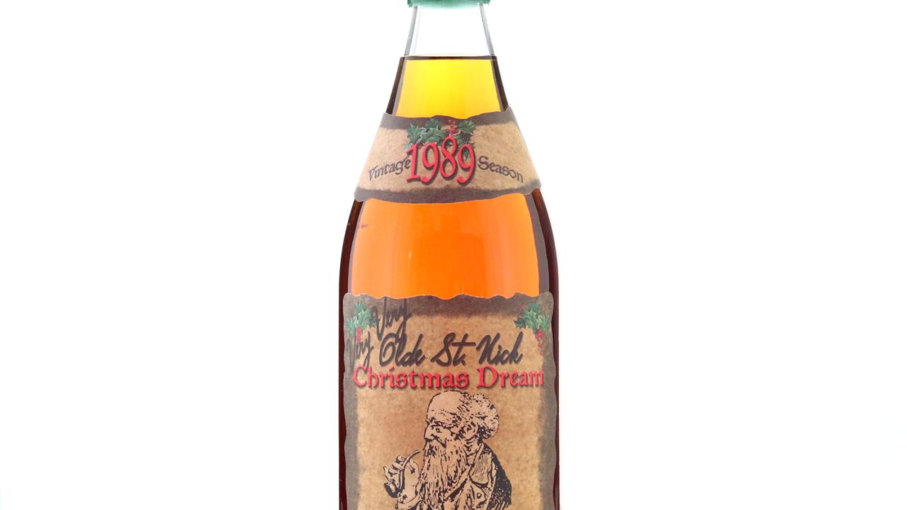 Very Very Olde St. Nick 1989 Christmas Dream Bourbon Whisky