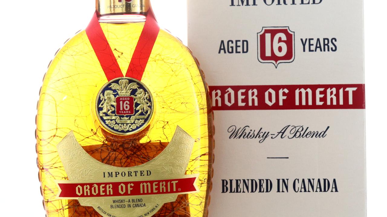 Order of Merit 1958 16 Year Old Canadian Whisky Whisky | Whisky