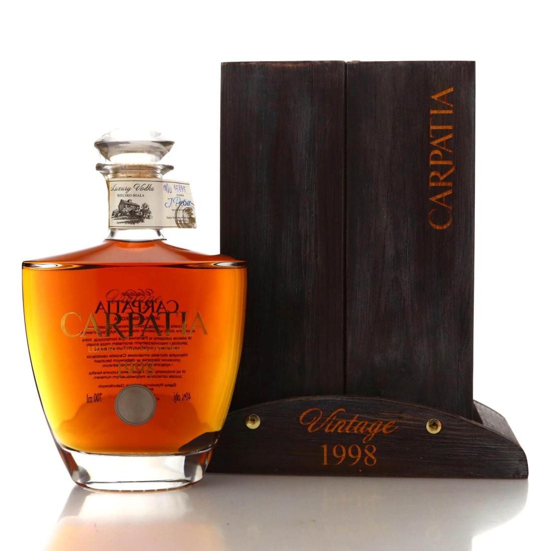Carpatia Luxury Polish Vodka, Oak Cask, 40% whisky bottle