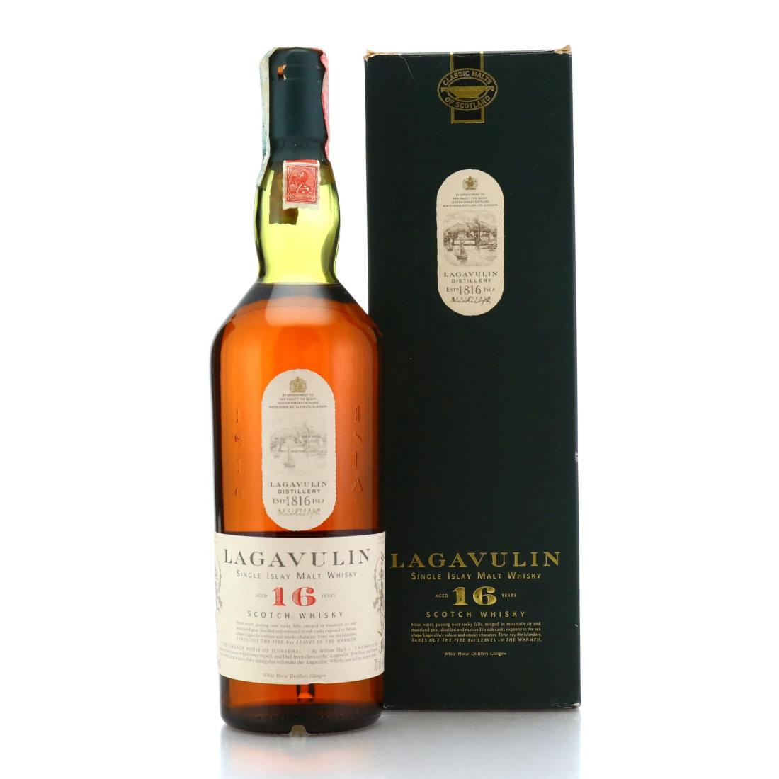 Lagavulin 16 White Horse Distillers