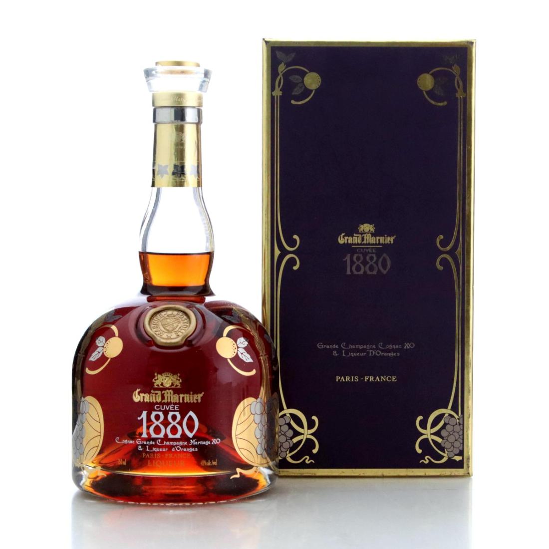 Grand Marnier Cuvée 1880, 40% whisky bottle