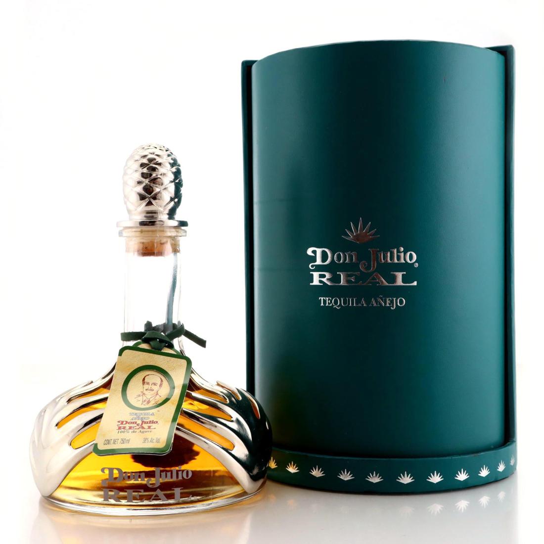 Don Julio Real Tequila Añejo 3 Year Old, American Oak Cask, 38% whisky bottle