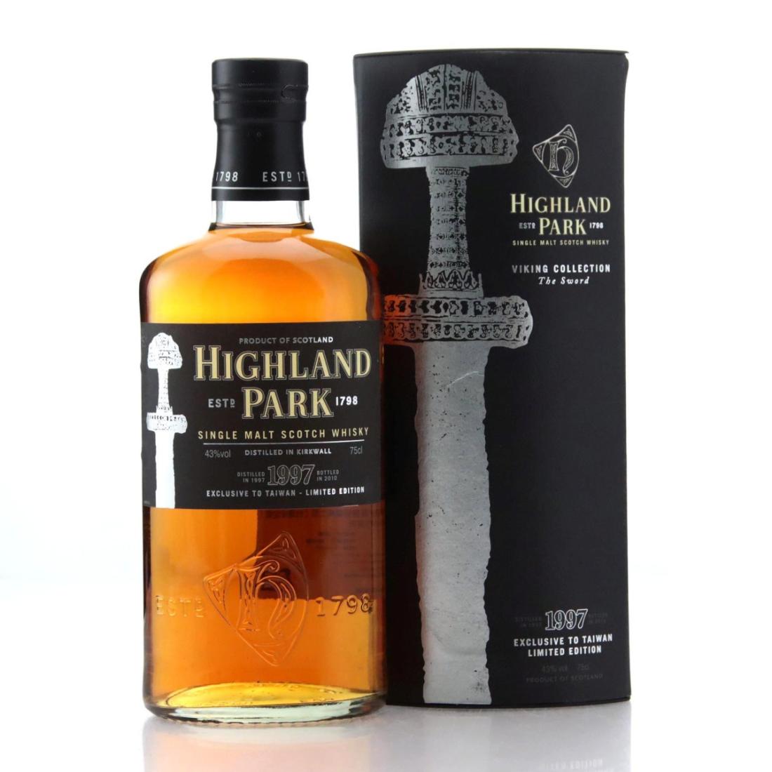 Highland Park The Sword 13 Year Old, 2010, 43% whisky bottle