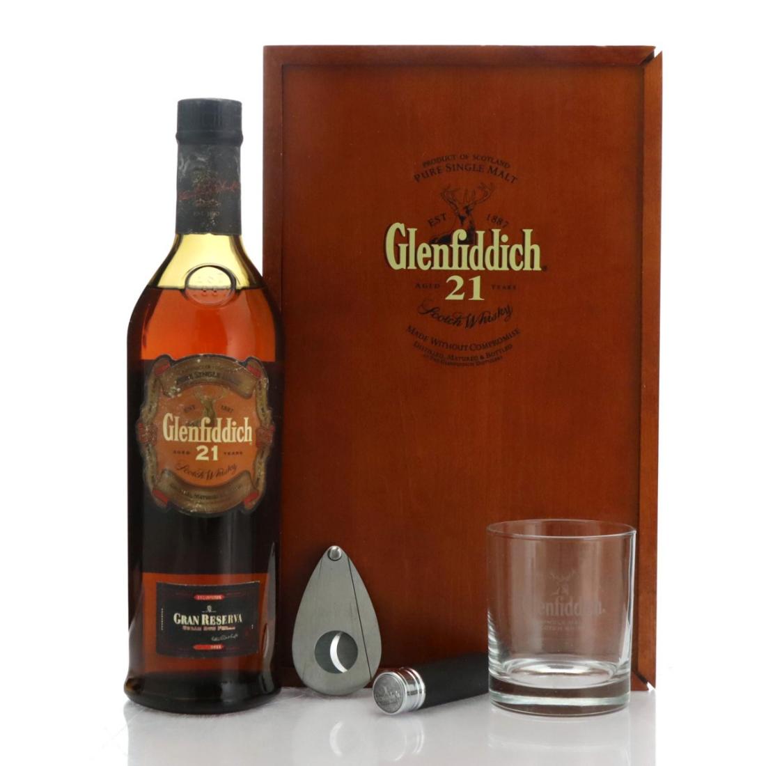 Glenfiddich Gran Reserva 21 Cigar Gift Pack