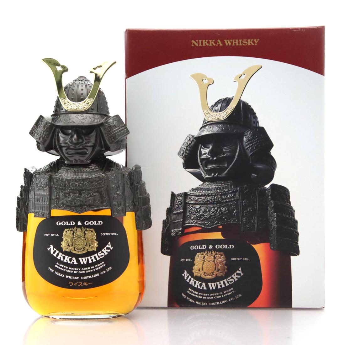 Nikka Gold and Gold with Knight Ornament