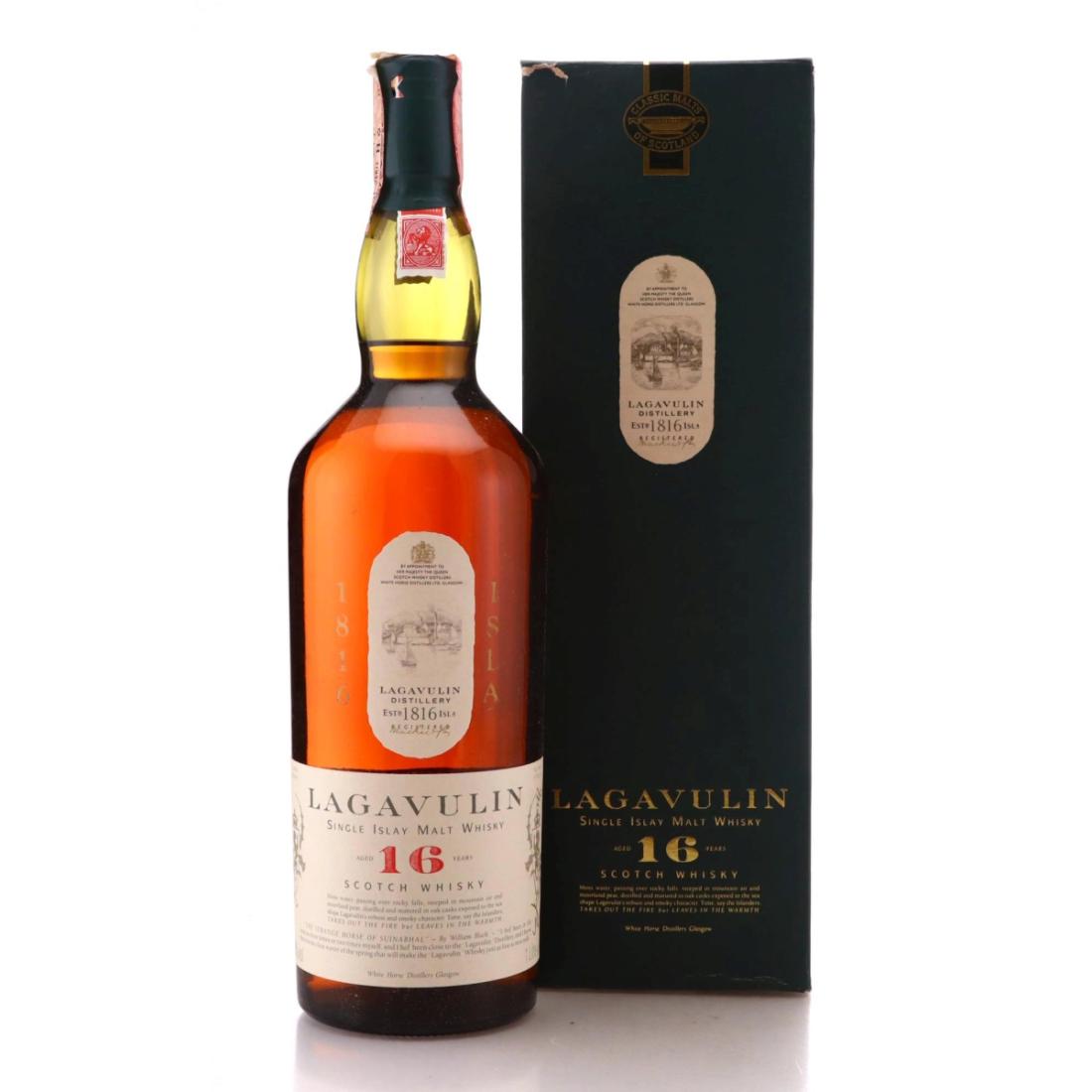 Lagavulin 16 Year Old White Horse Distillers Litre