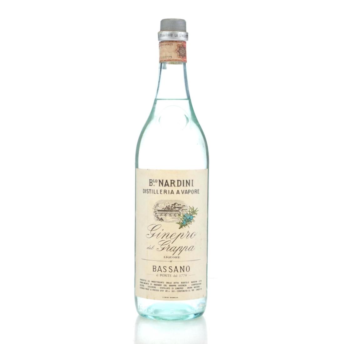 Nardini Ginepro del Grappa, 45% whisky bottle