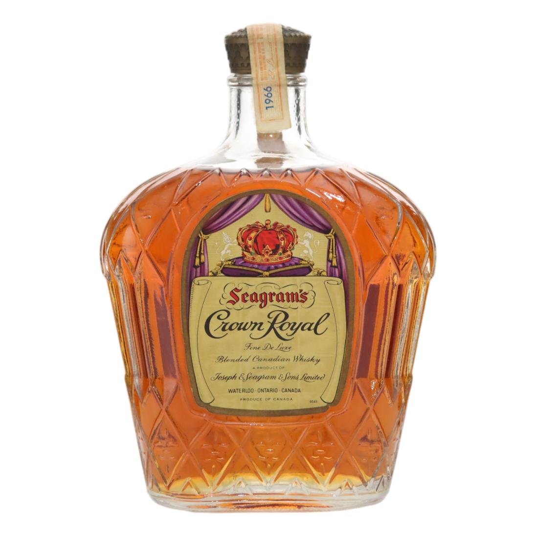 Crown Royal Fine De Luxe, 1966, 40% whisky bottle