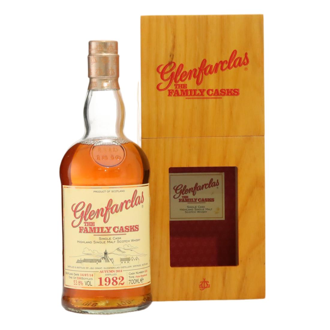 Glenfarclas The Family Cask #32 Year Old, Hogshead Cask, Cask #634, Autumn 2014, 2014, 53.8% whisky bottle
