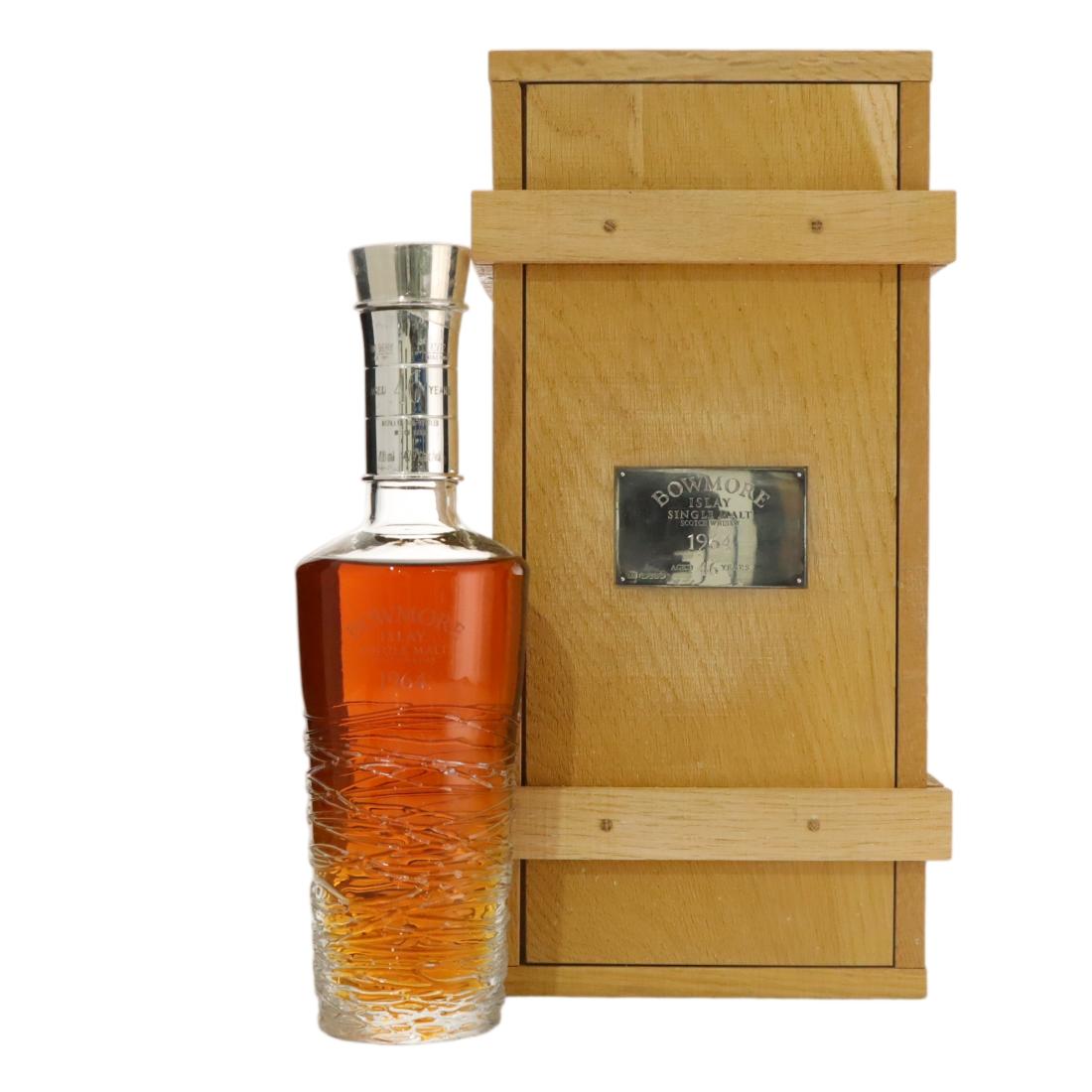 Bowmore Fino Cask #46 Year Old, Bourbon & Fino Sherry Cask, 42.9% whisky bottle
