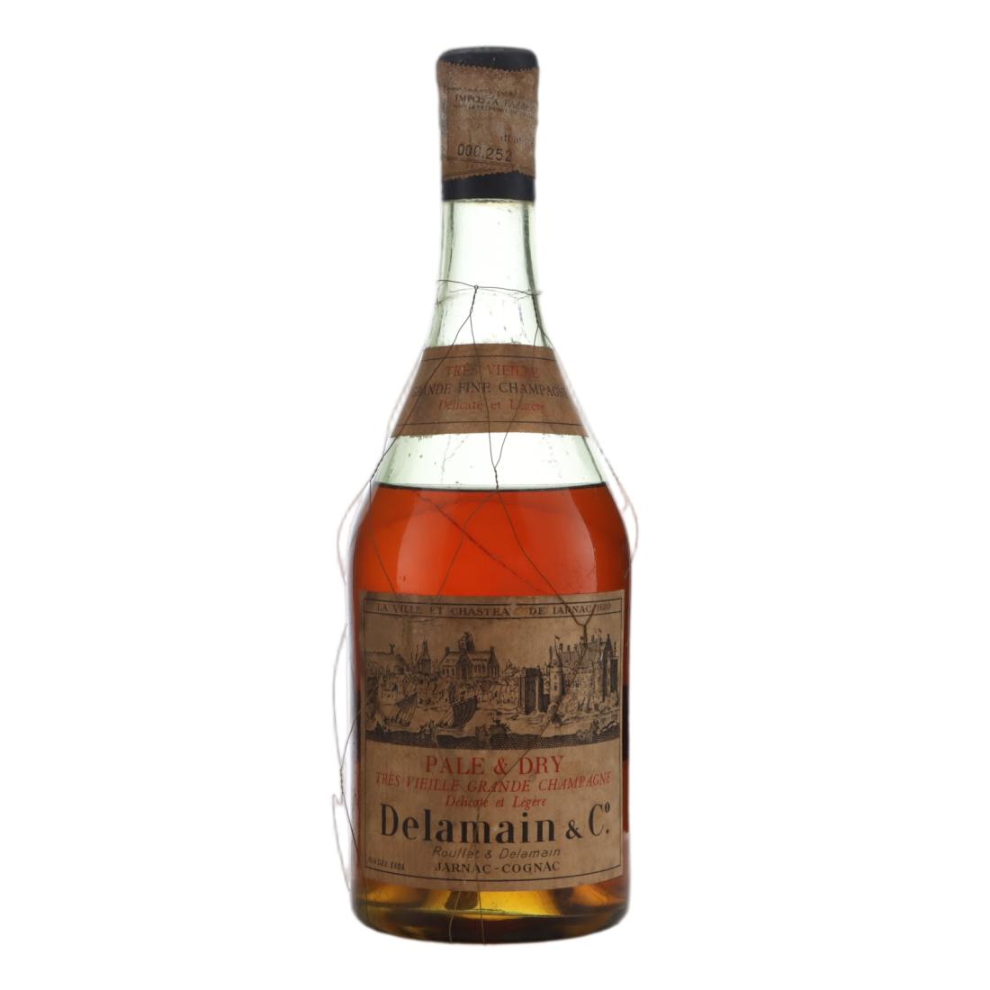 Delamain Pale & Dry Très Vieille Grande Champagne, French Oak Cask, 40% whisky bottle