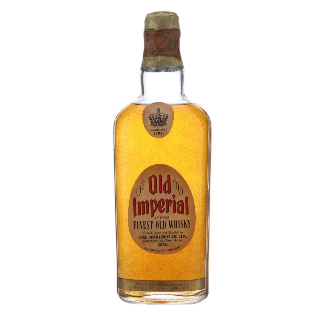 Old Imperial Finest Old Whisky, 43% whisky bottle