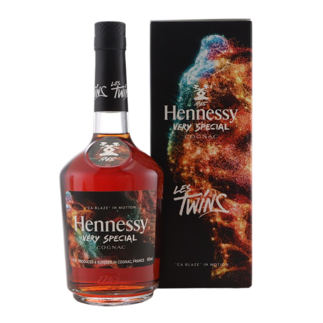 Hennessy Very Special “CA Blaze” in Motion, 2008, 40% whisky bottle