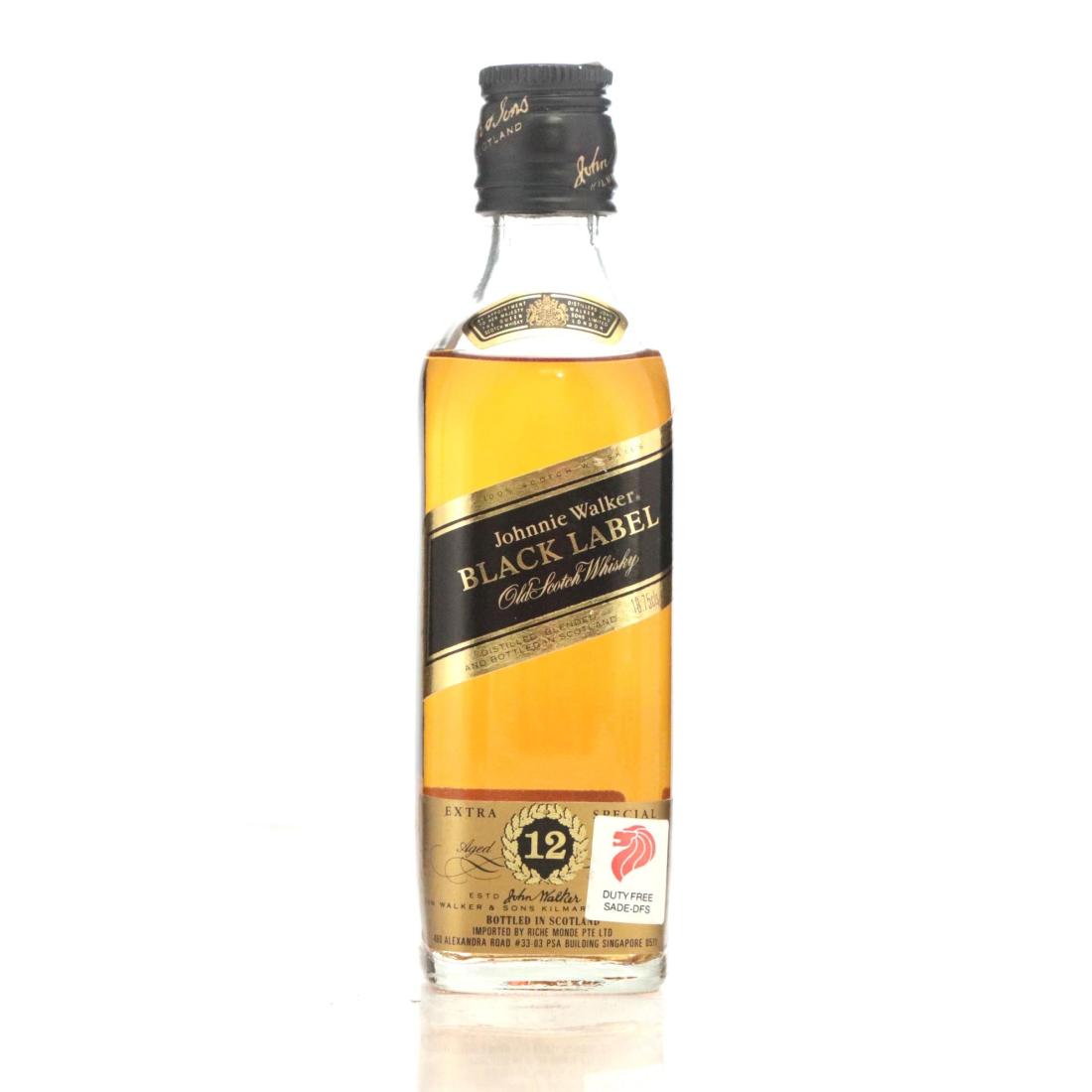 Johnnie Walker Black Label 12 Extra Special Old Scotch Whisky