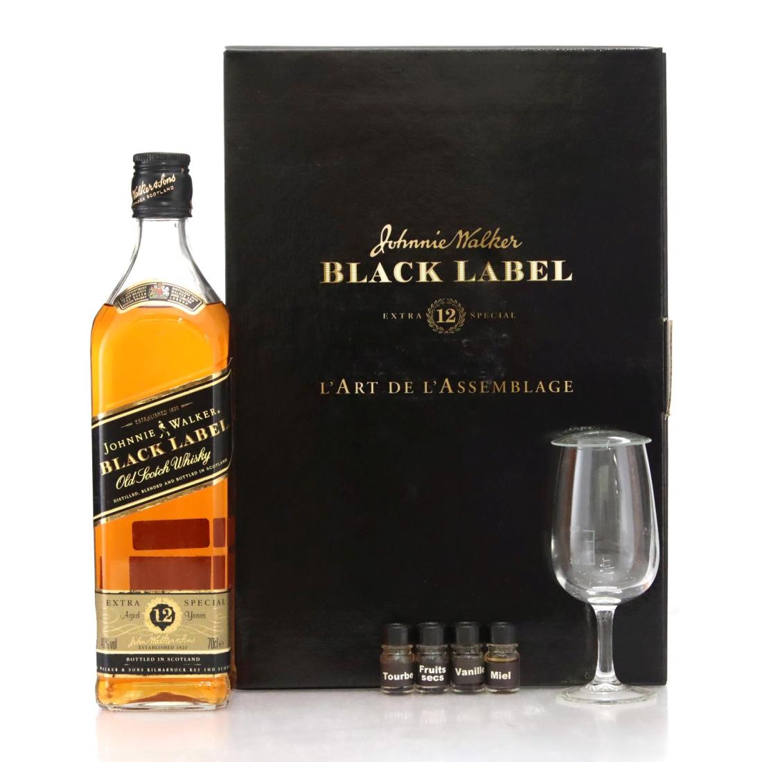 Johnnie Walker Black Label 12 Extra Special Old Scotch Whisky Lart De Lassemblage Gift Pack