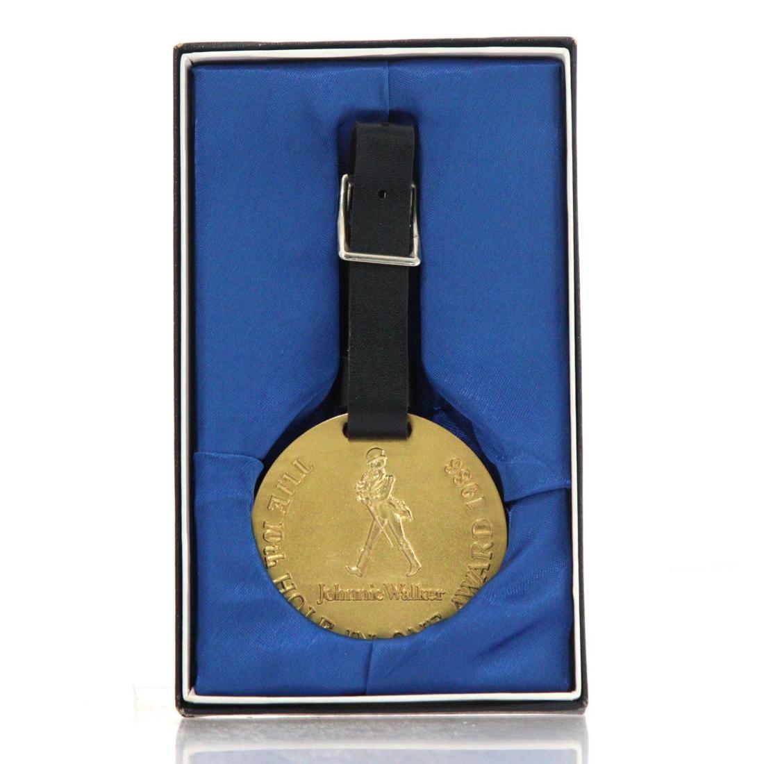 Johnnie Walker The 10th Annual Holeinone Award 1986 Medal
