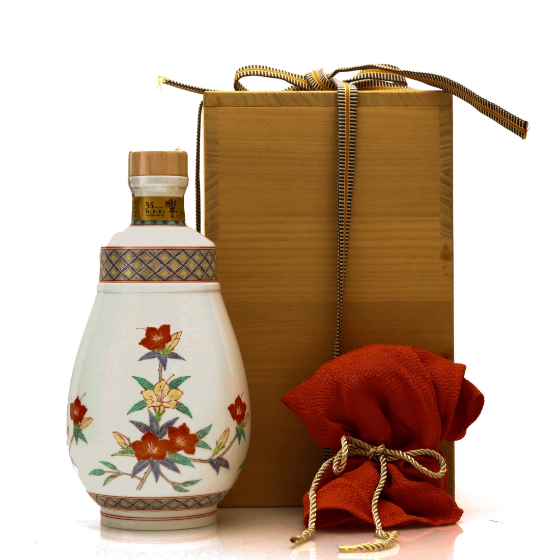 Hibiki 35 Year Old Sakaida Kakiemon Decanter