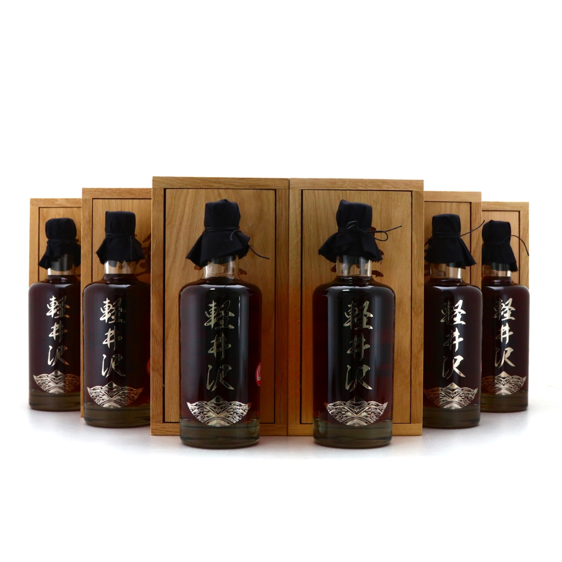 Karuizawa 1981 Dekantā 35 Year Old #6183 6 x 70cl / Cities of Japan