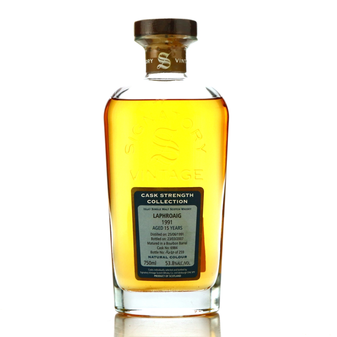 Laphroaig 1991 Signatory Vintage 15 Year Old Cask Strength 75cl / US Import