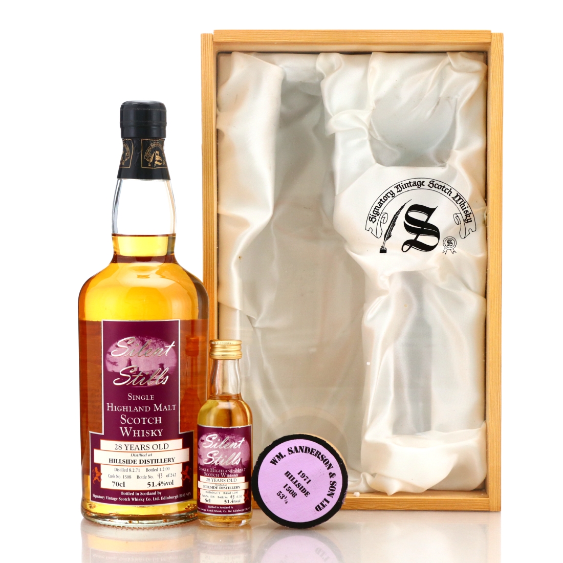 Glenesk-Hillside 1971 Signatory Vintage 28 Year Old Silent Stills Gift Pack