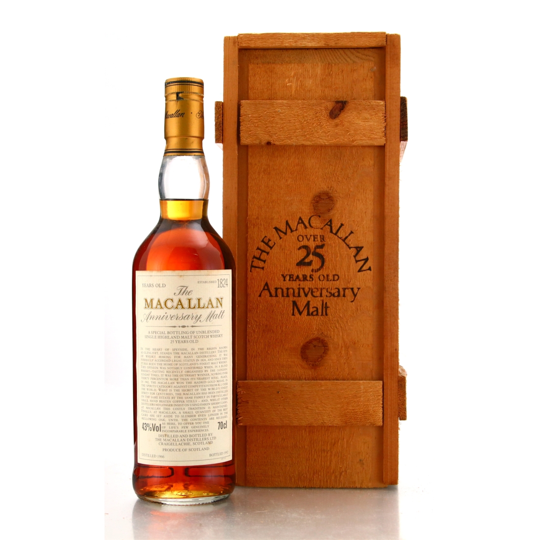 Macallan 1966 Anniversary Malt 25 Year Old