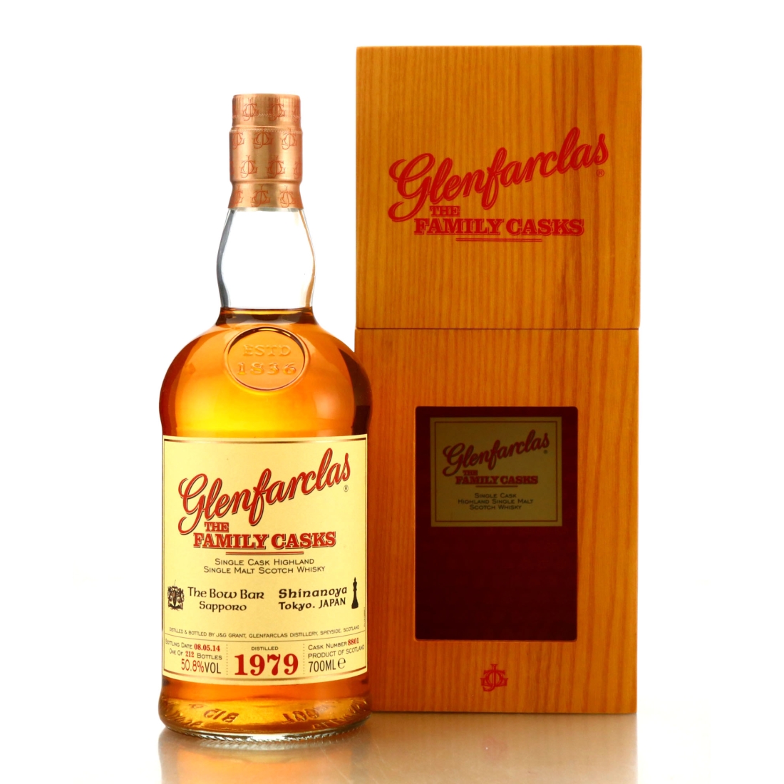 Glenfarclas 1979 Family Cask #8801 / Bow Bar Sapporo and Shinanoya
