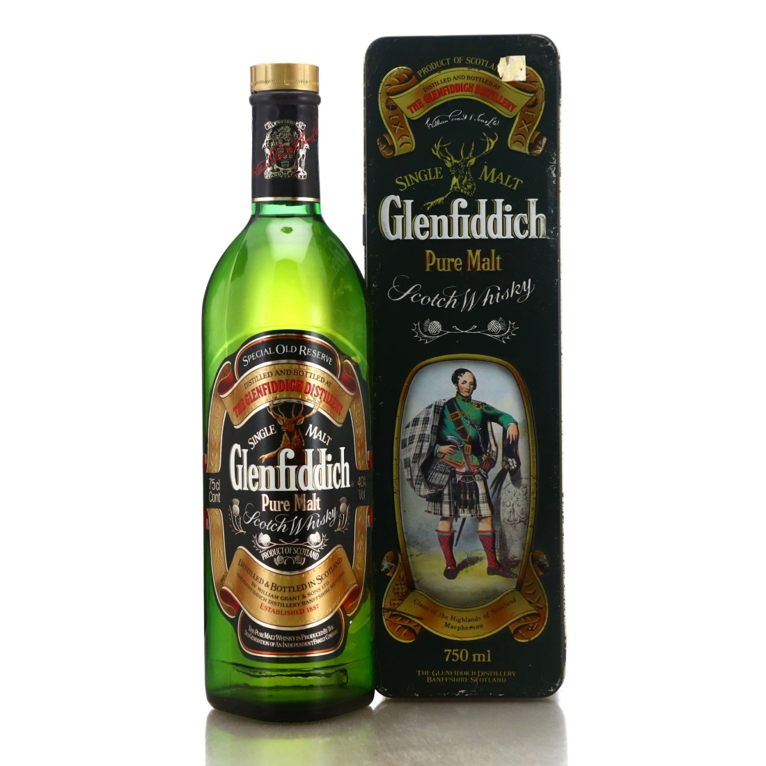 Glenfiddich Clans of the Highlands 1980s  / Clan Macpherson