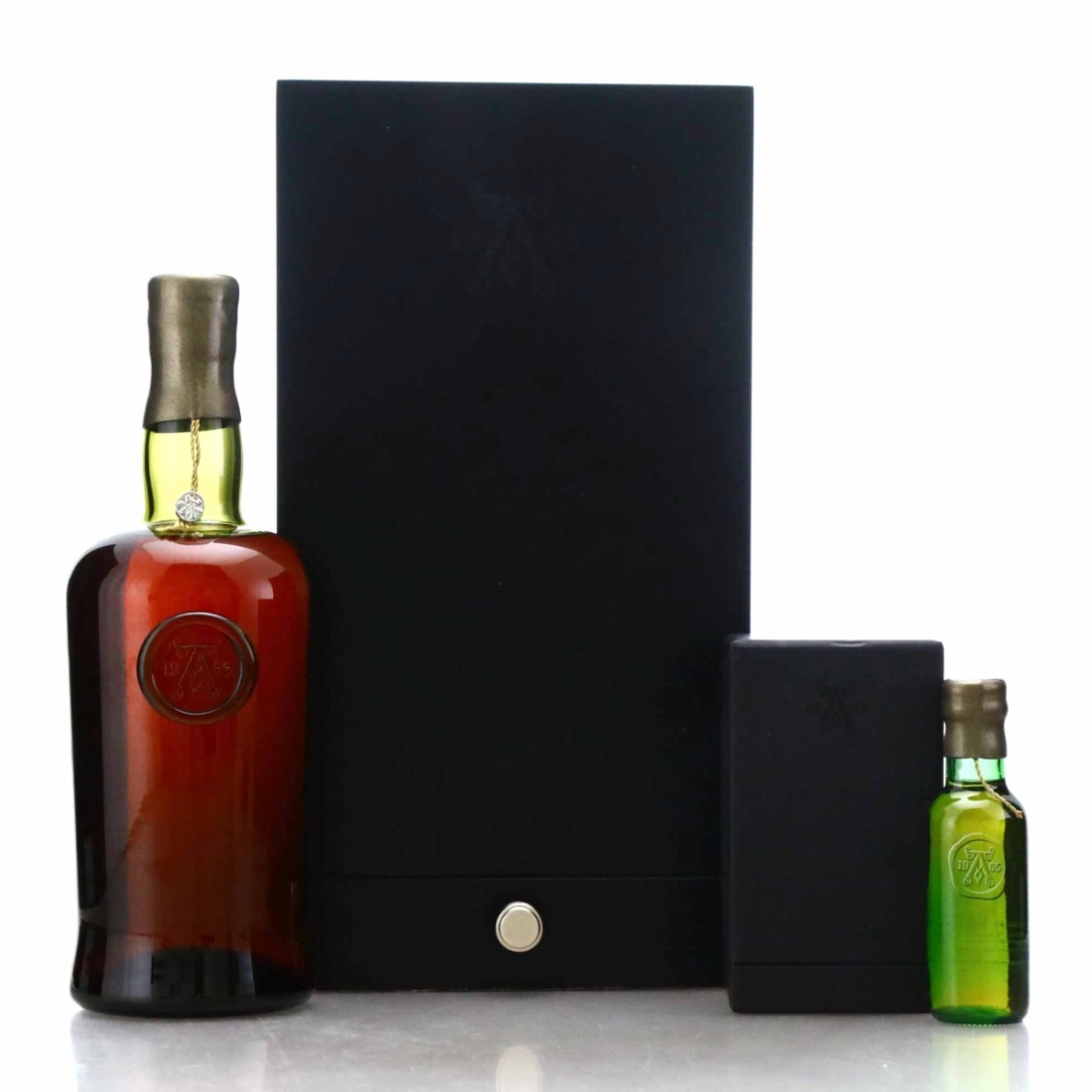 Image for Ardbeg 1965 with Miniature