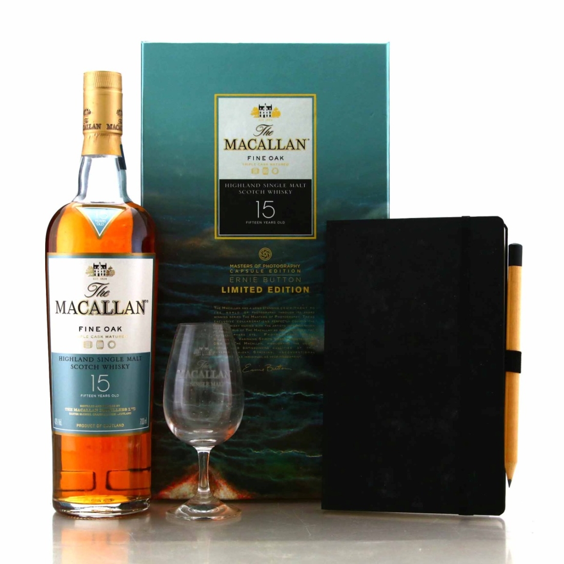 Macallan 15 Year Old Fine Oak Masters of Photography Ernie Button Gift Set