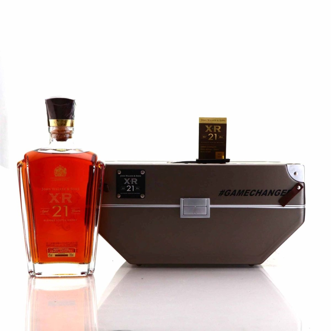 Johnnie Walker XR 21 Year Old 75cl / Starlux - Game Changer