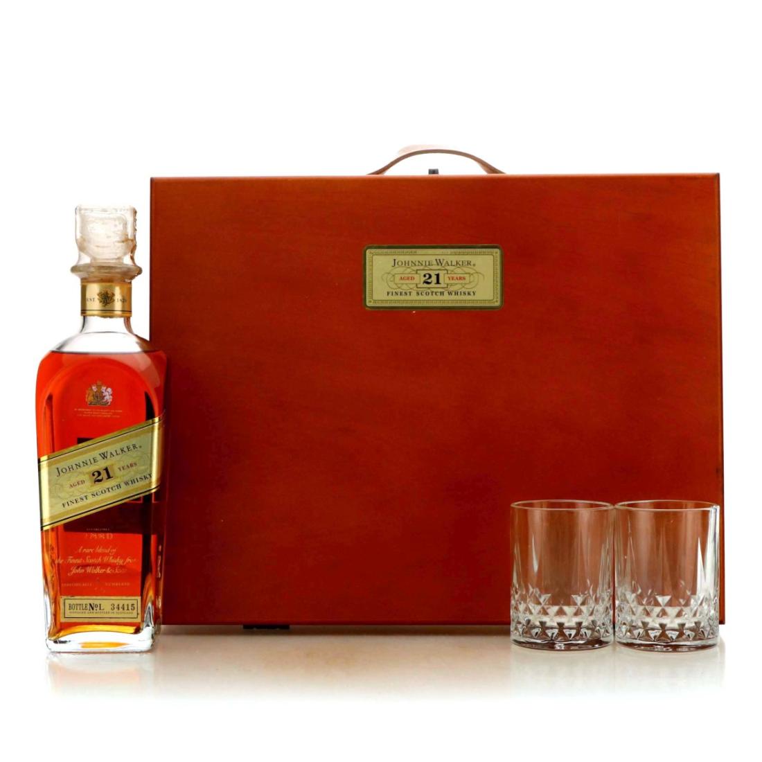 Johnnie Walker 21 Gift Set With Glasses In Wooden Box