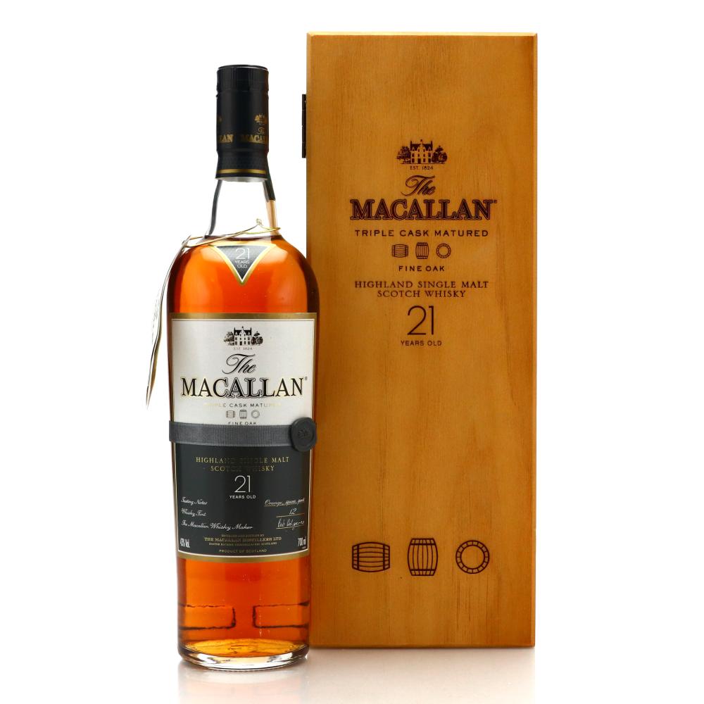 Macallan 25 Year Old Fine Oak pre-2018