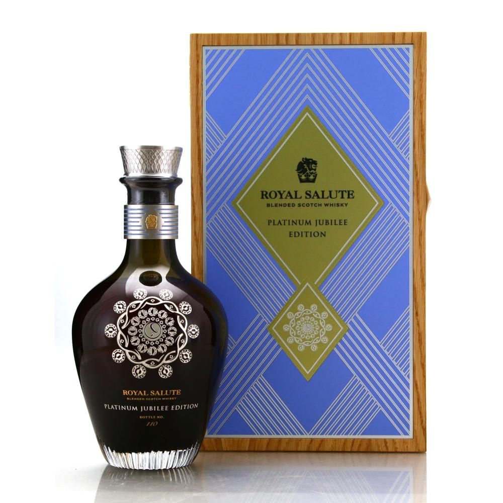 Chivas Royal Salute Platinum Jubilee Edition 2022