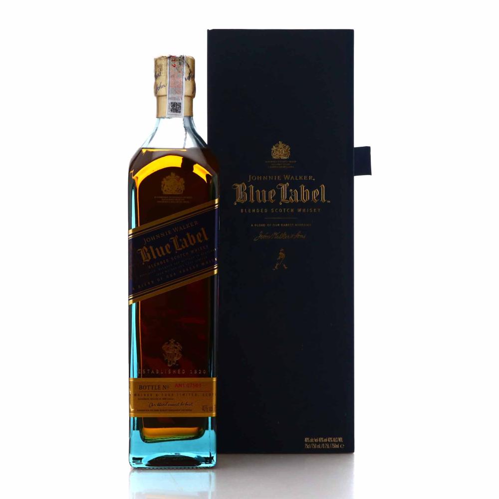 Johnnie Walker Blue Label Fast and Furious in Night City 75cl / Vietnam