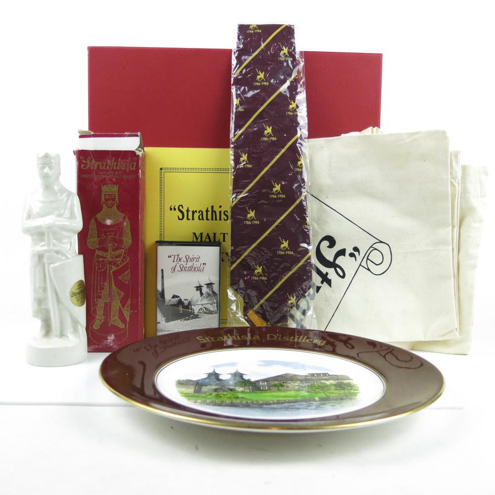 Strathisla Bicentenary Memorabilia / Including Spode Plate