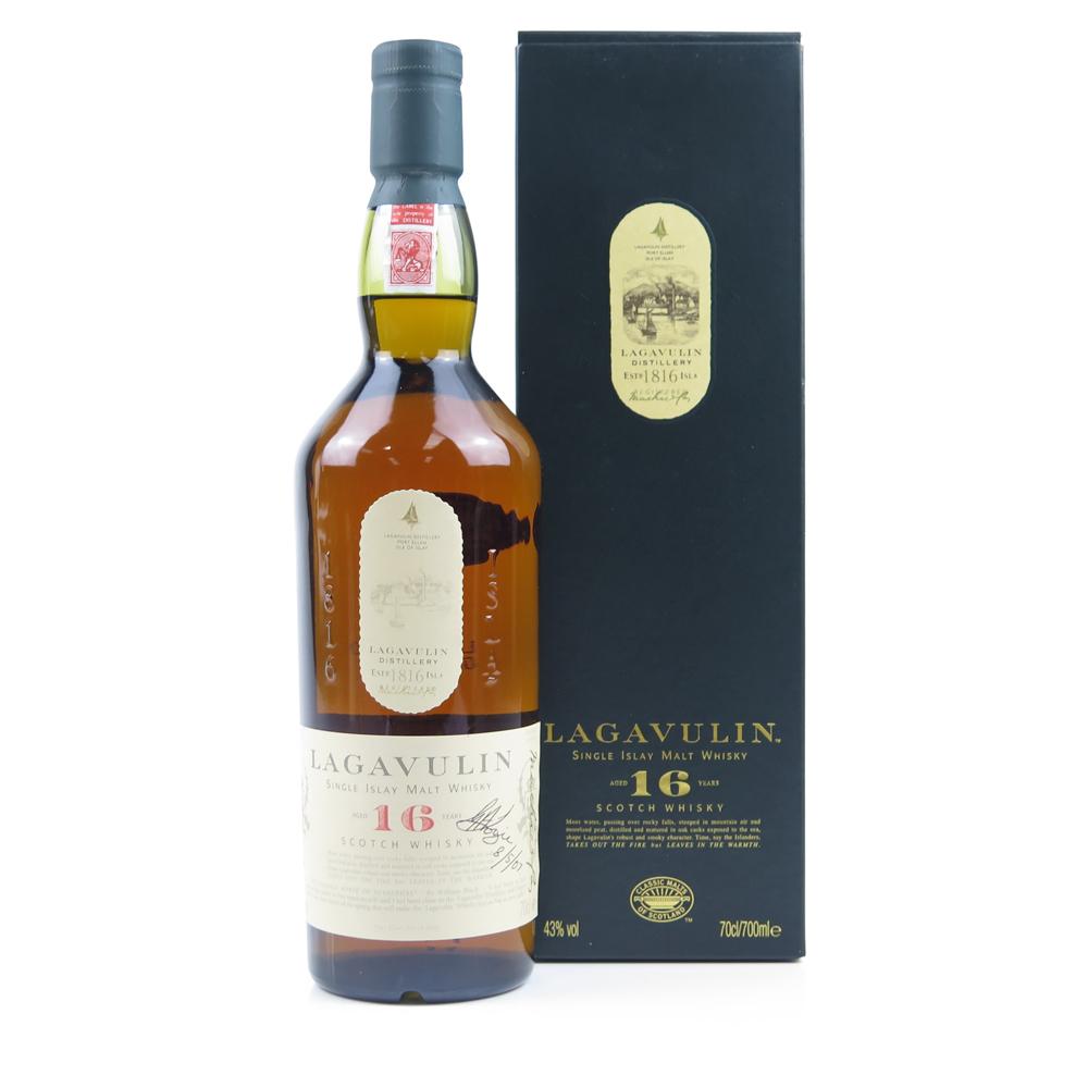 Lagavulin 16 Year Old / Signed