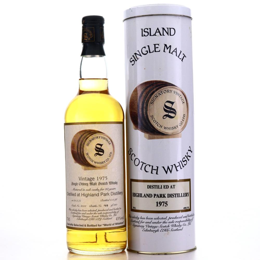 Highland Park 1975 Signatory Vintage 23 Year Old / World of Whiskies