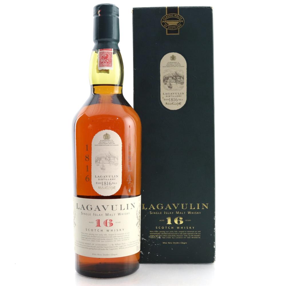 Lagavulin 16 Year Old White Horse 