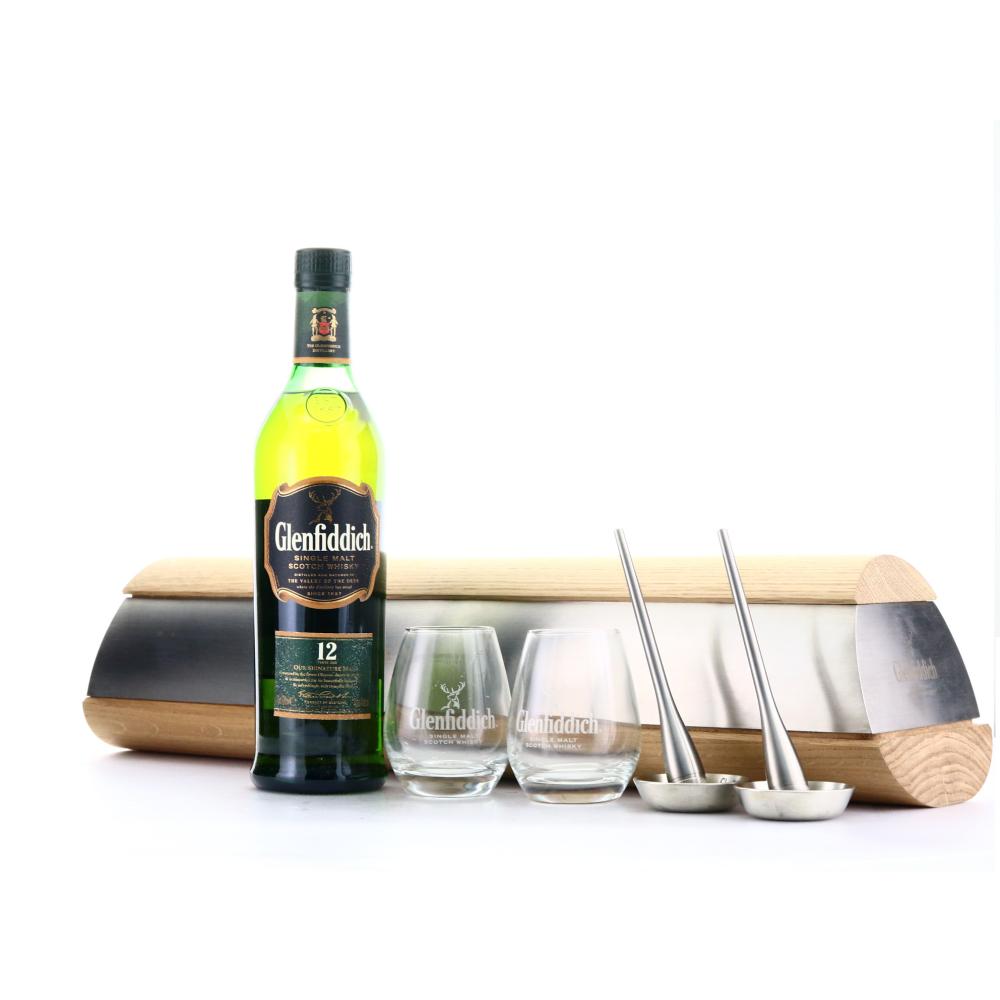 Glenfiddich 12 Year Old Signature Malt Steeler Set