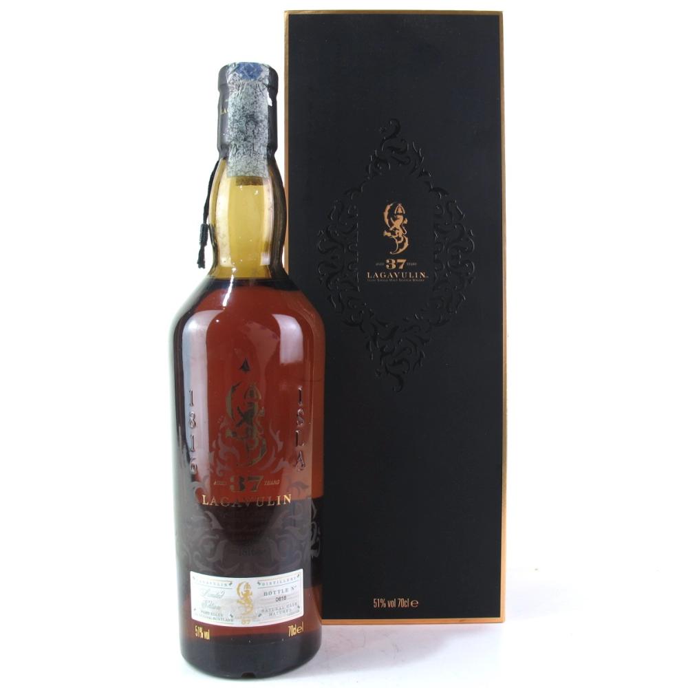 Lagavulin 1976 37 Year Old