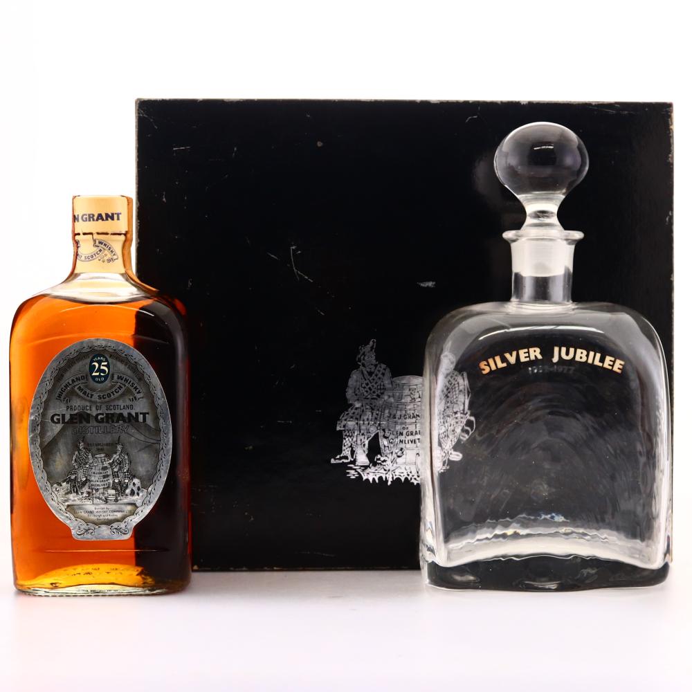Glen Grant 25 Year Old / Queen's Silver Jubilee 1977