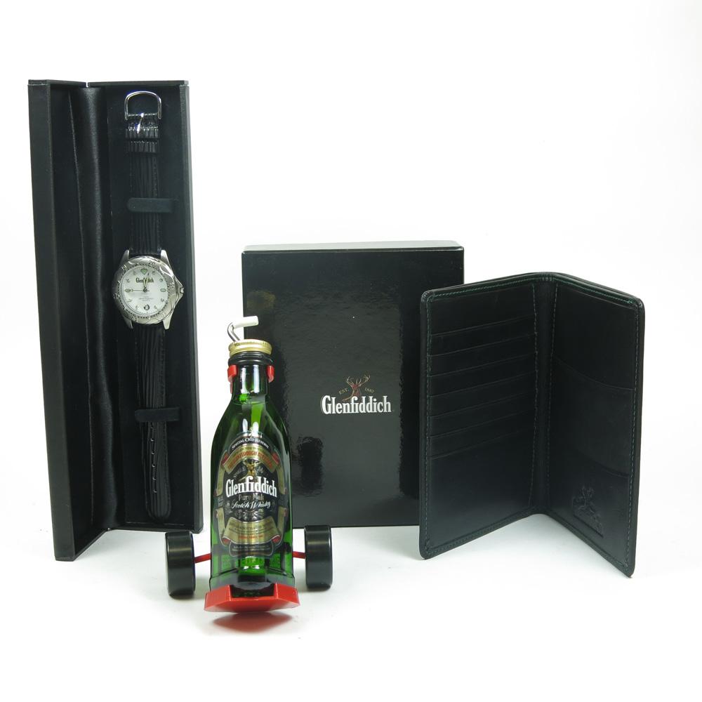 Glenfiddich Miniature with Golf Trolley / Watch and Wallet