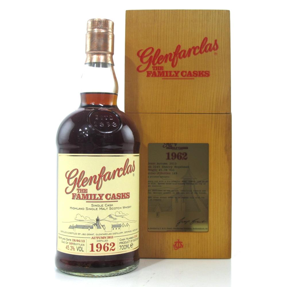 Glenfarclas 1962 Family Cask #3245 / Autumn 2013