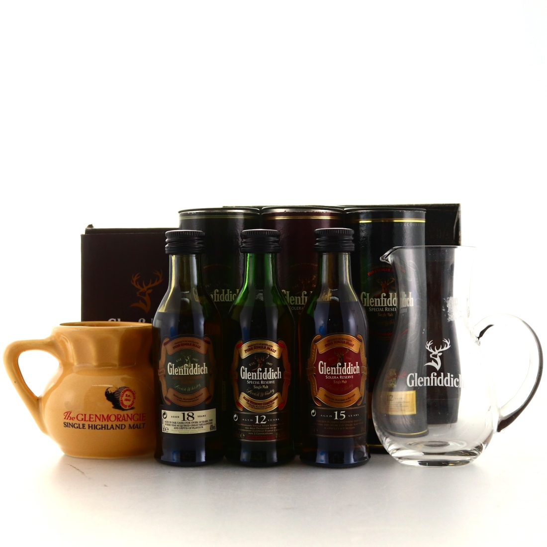 Glenfiddich Miniature Gift Pack 3 x 5cl with 2 water jugs