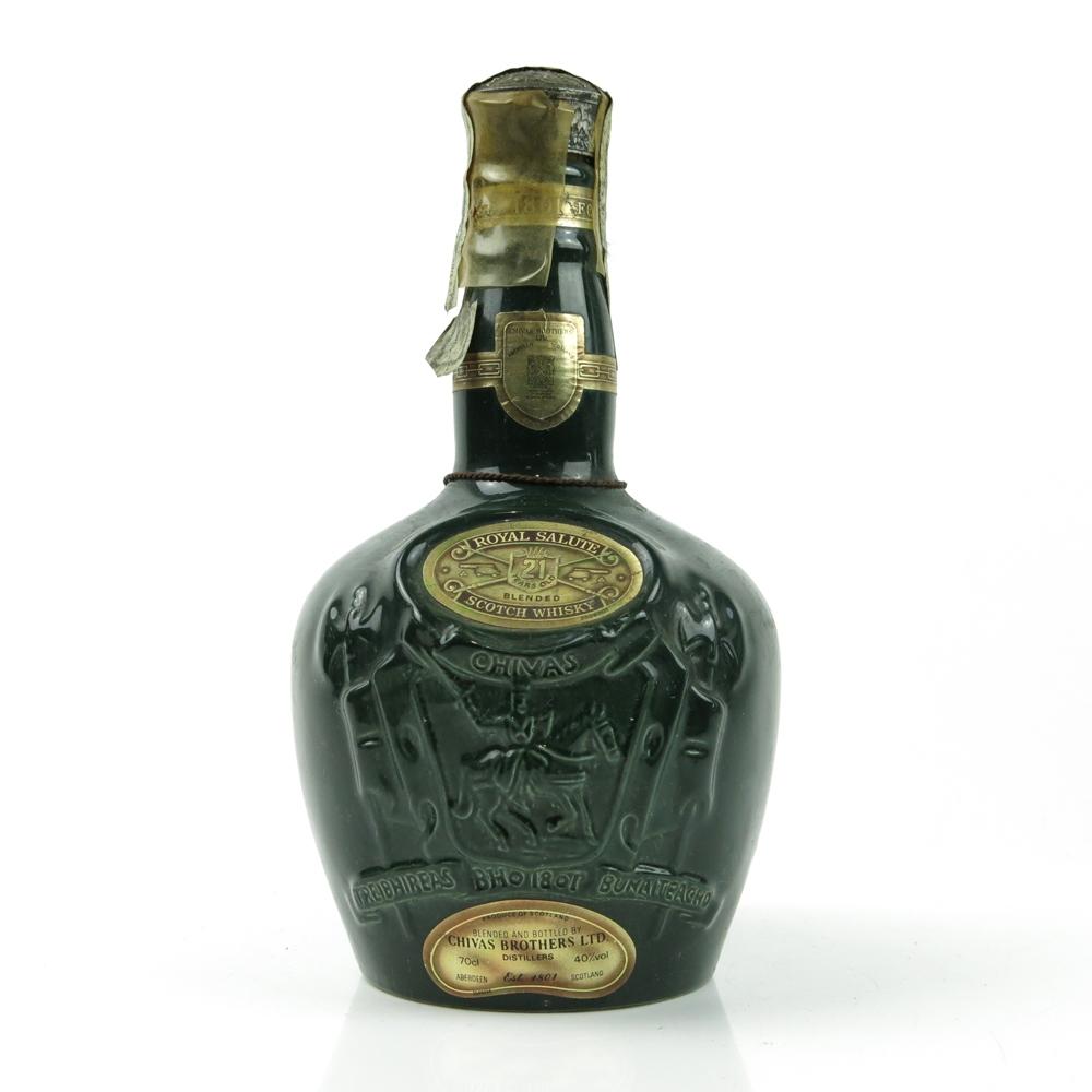 Chivas Regal 21 Year Old Royal Salute / Broken Seal
