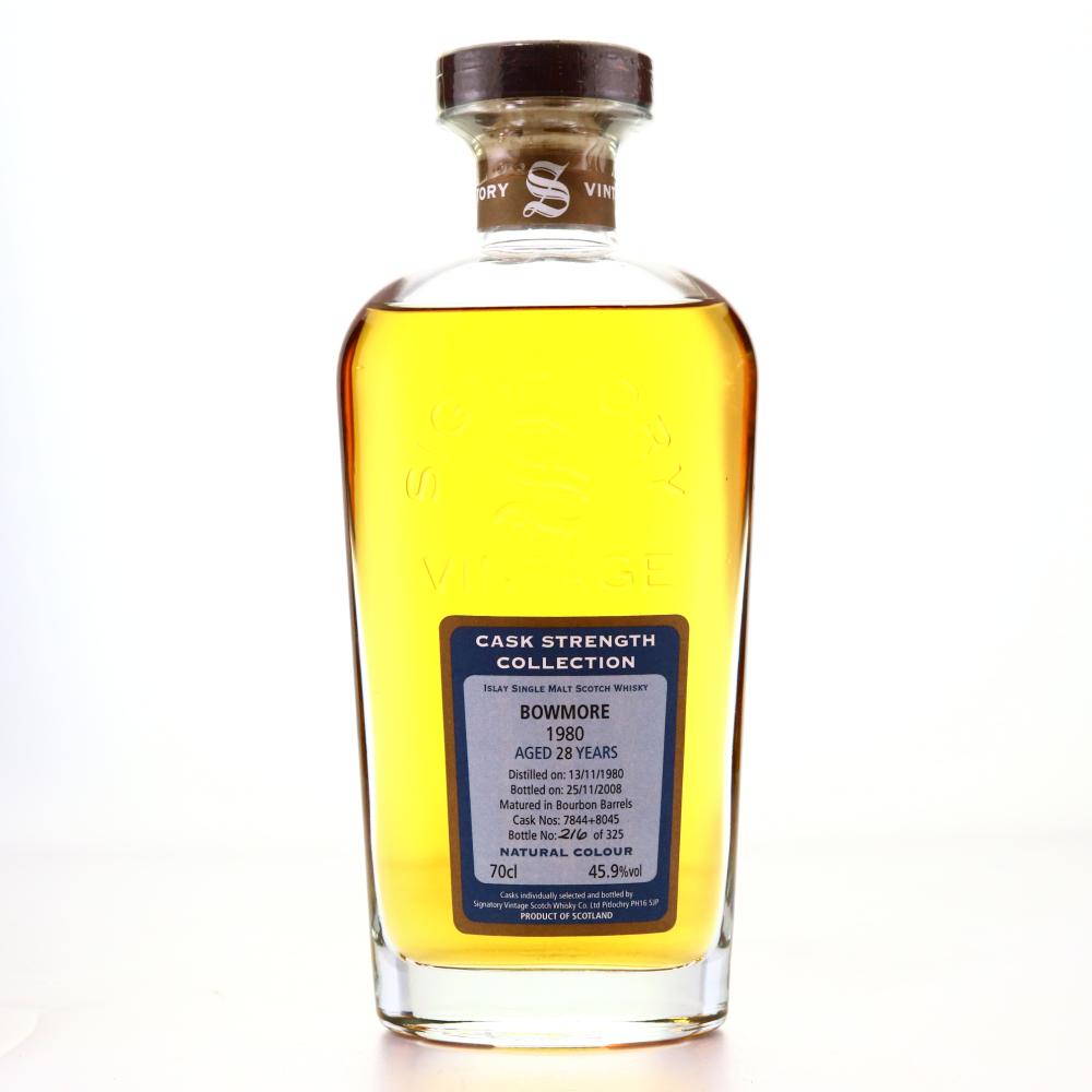 Bowmore 1980 Signatory Vintage 28 Year Old Cask Strength