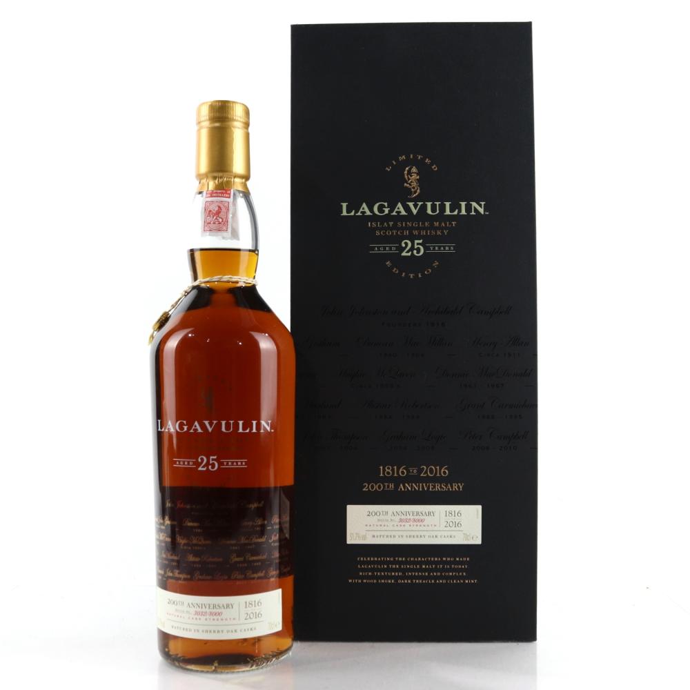 Lagavulin 25 Year Old Bicentenary Edition / including Bag